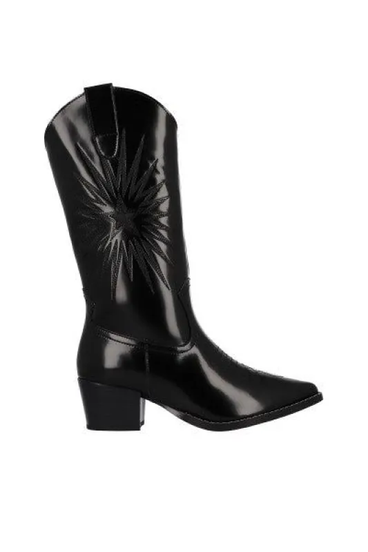 Bota vaquera costura estrella sold by Shasa