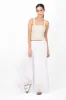 Pantalon amplio con costuras sold by Shasa