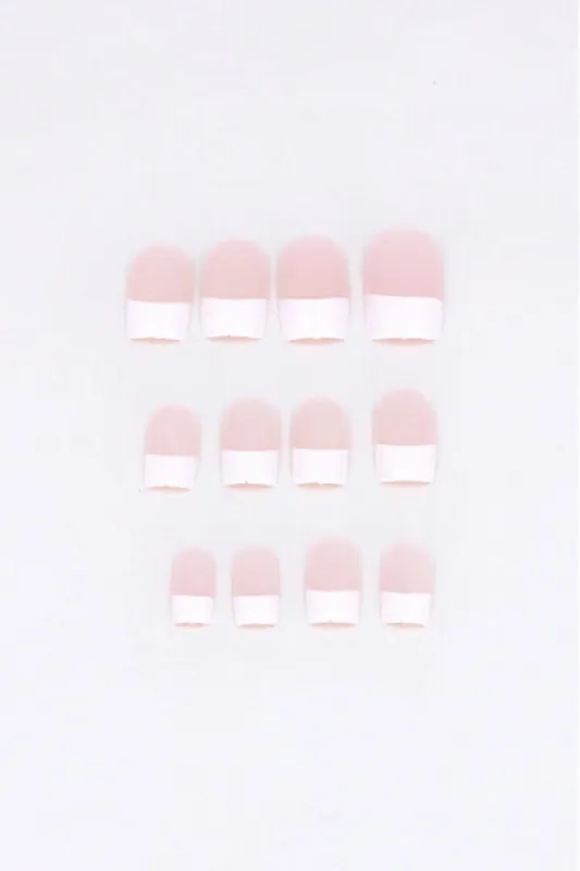 Set 12 Uñas Postizas Francés sold by Shasa