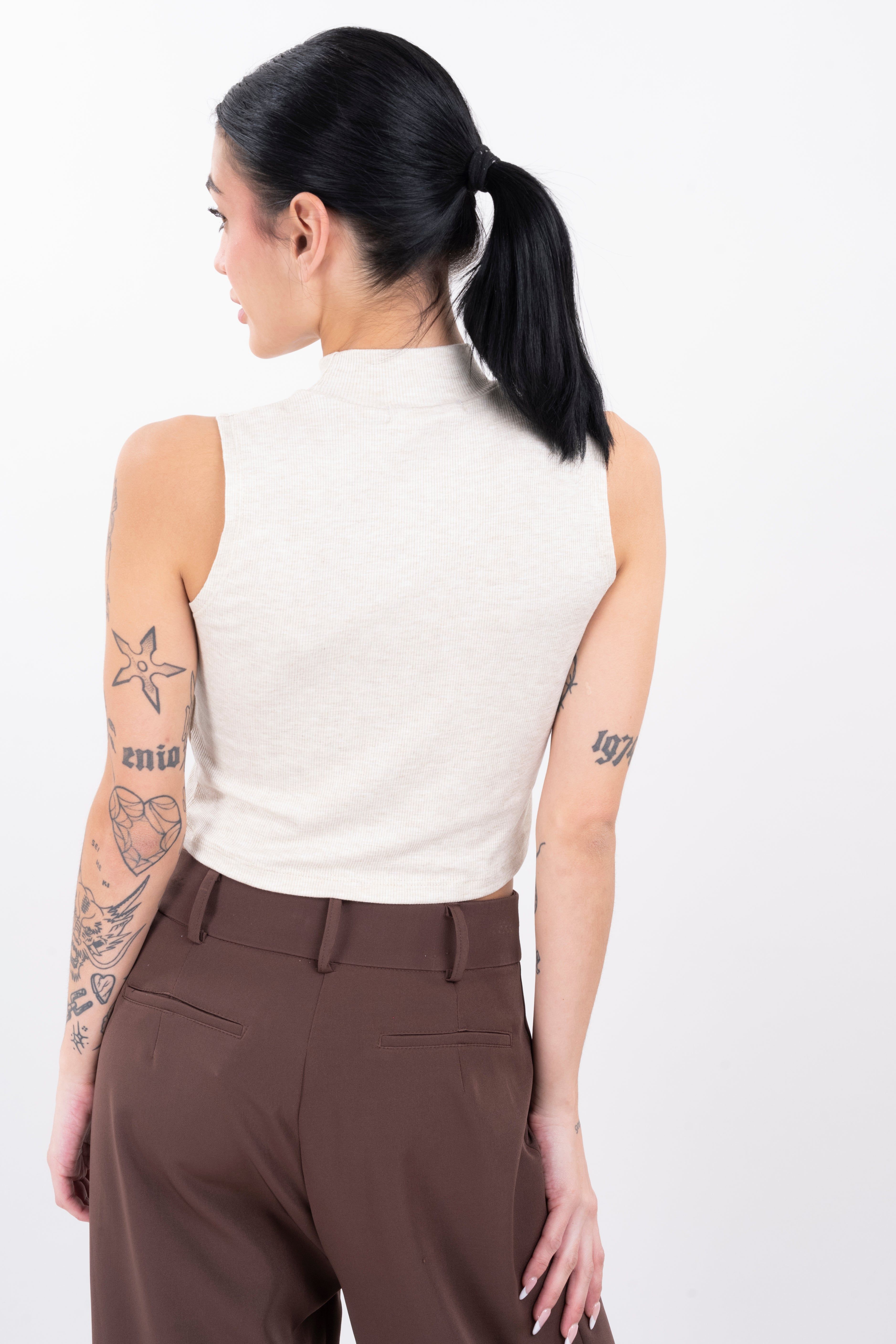 Top liso cuello alto sold by Shasa product image thumbnail 4