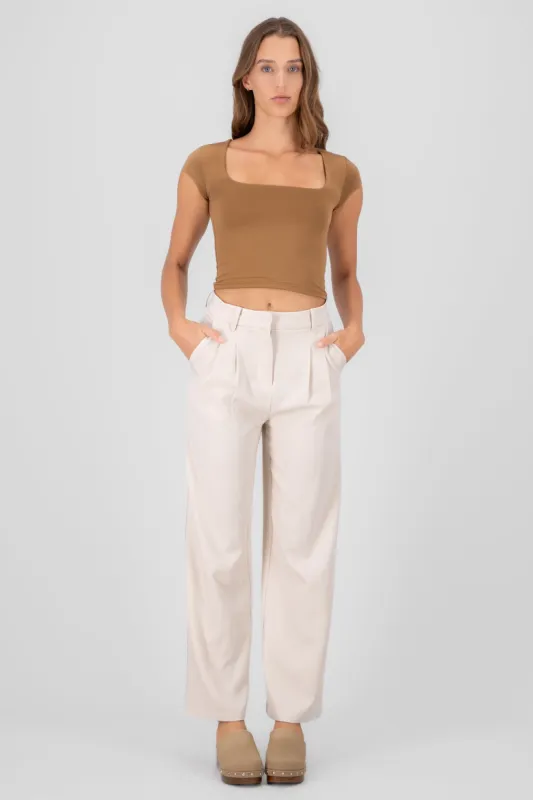 Pantalon sastre amplio sold by Shasa