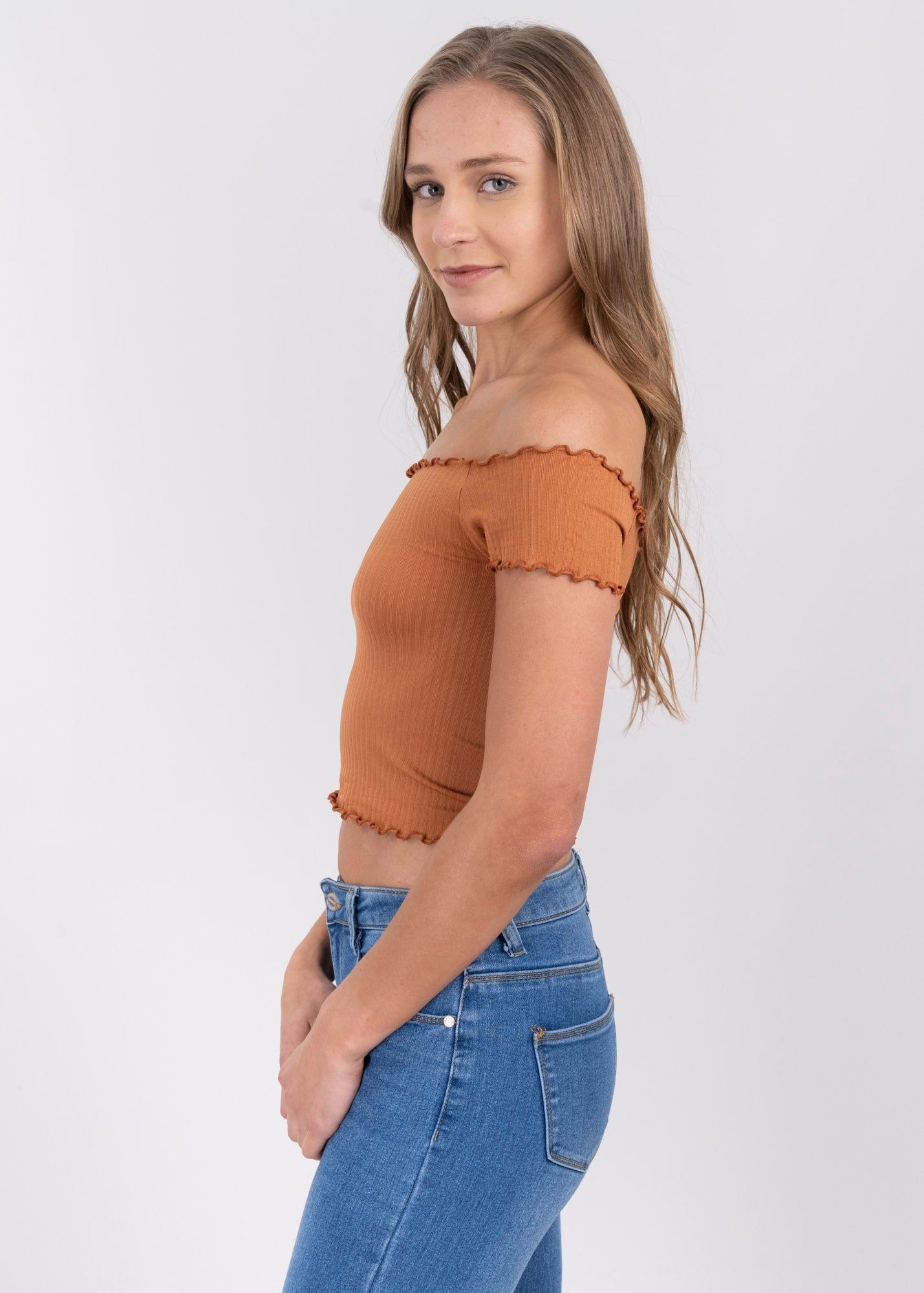 Top acanalado hombros descubiertos sold by Shasa product image thumbnail 3