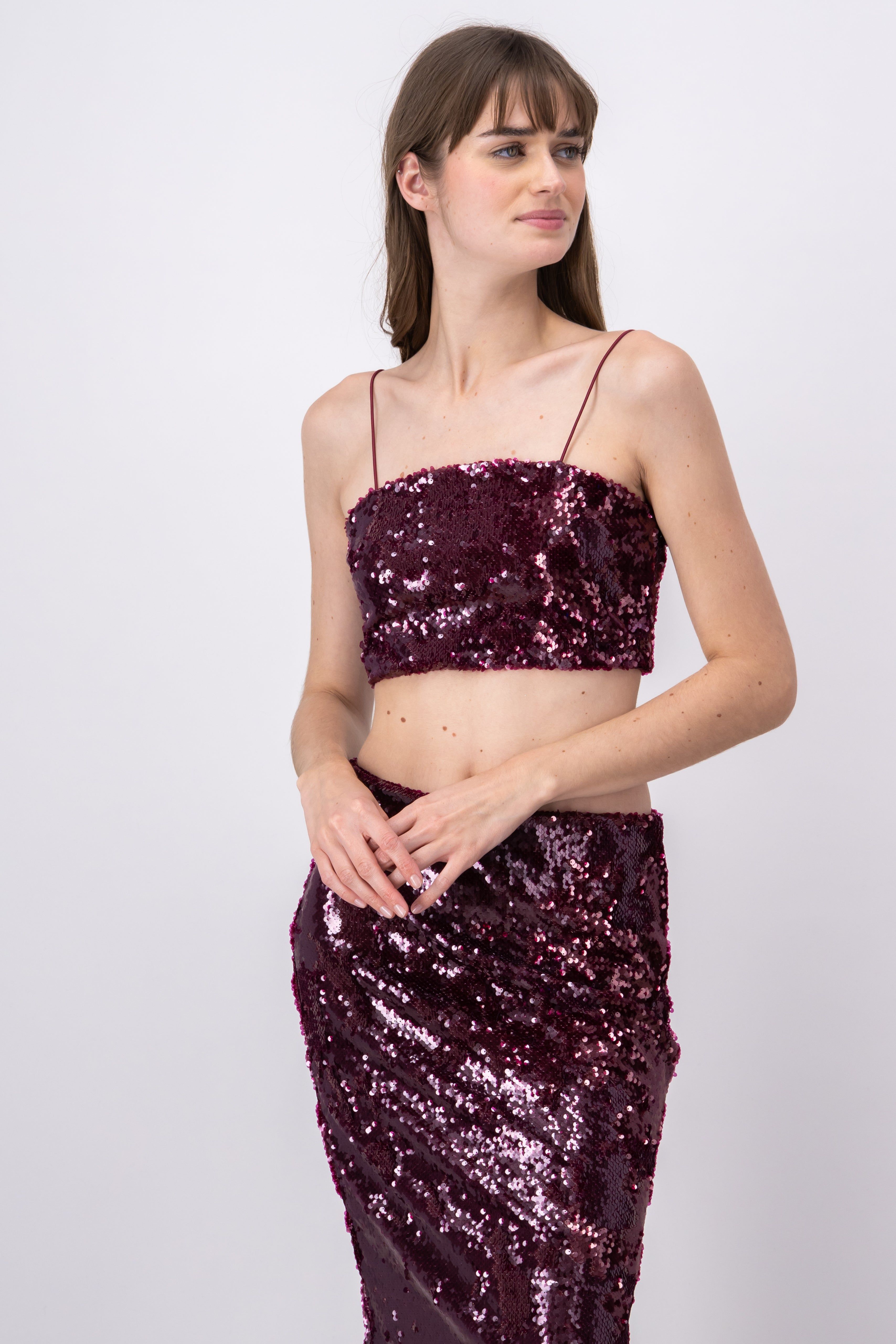 Top tirantes finos lentejuelas sold by Shasa