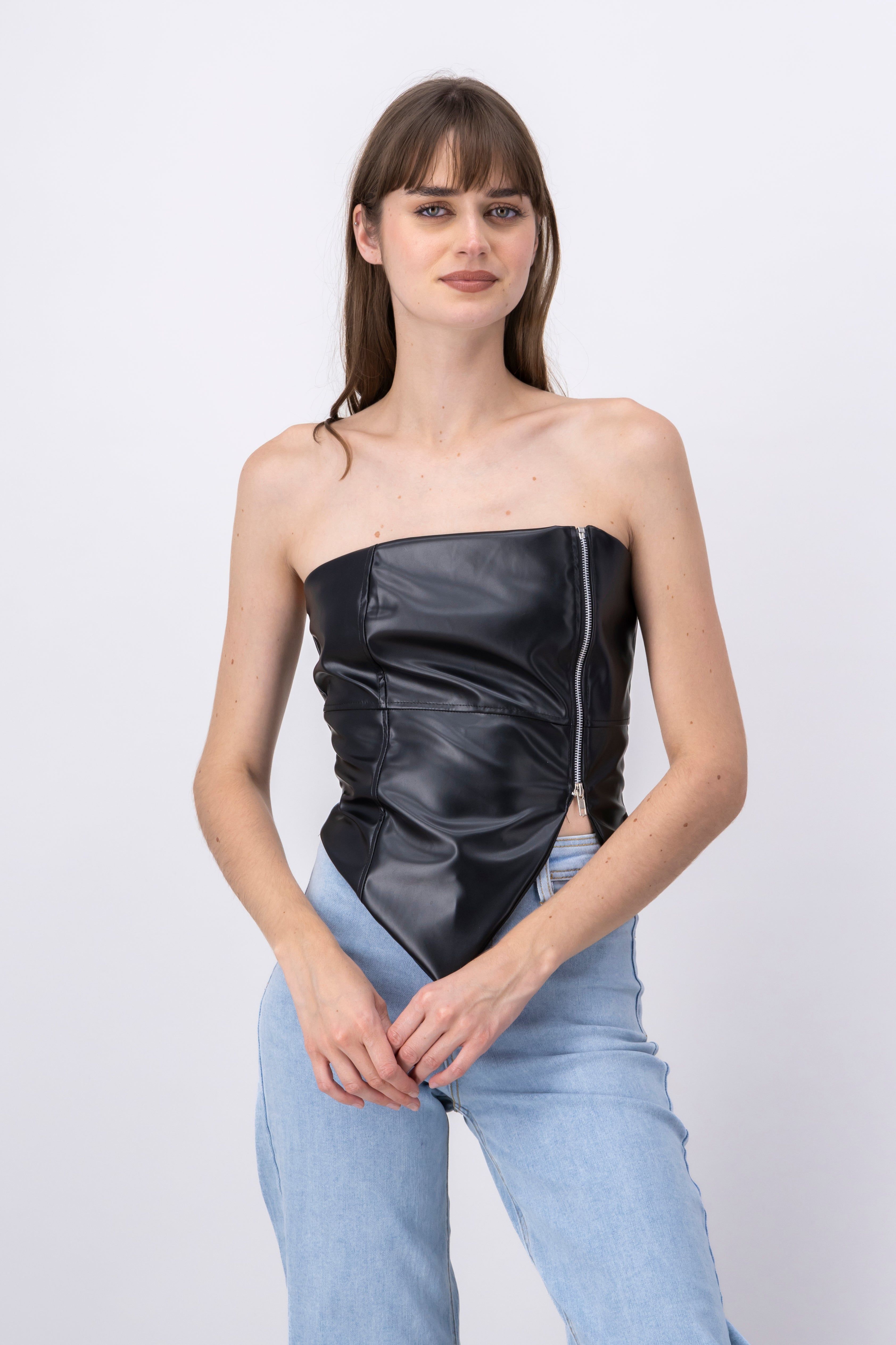 Top asimétrico efecto piel cierre sold by Shasa product image thumbnail 2