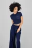 T-shirt crop costuras contraste sold by Shasa