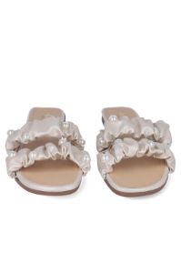 Sandalias Pala 2 Tiras Rugosas Perlas sold by Shasa