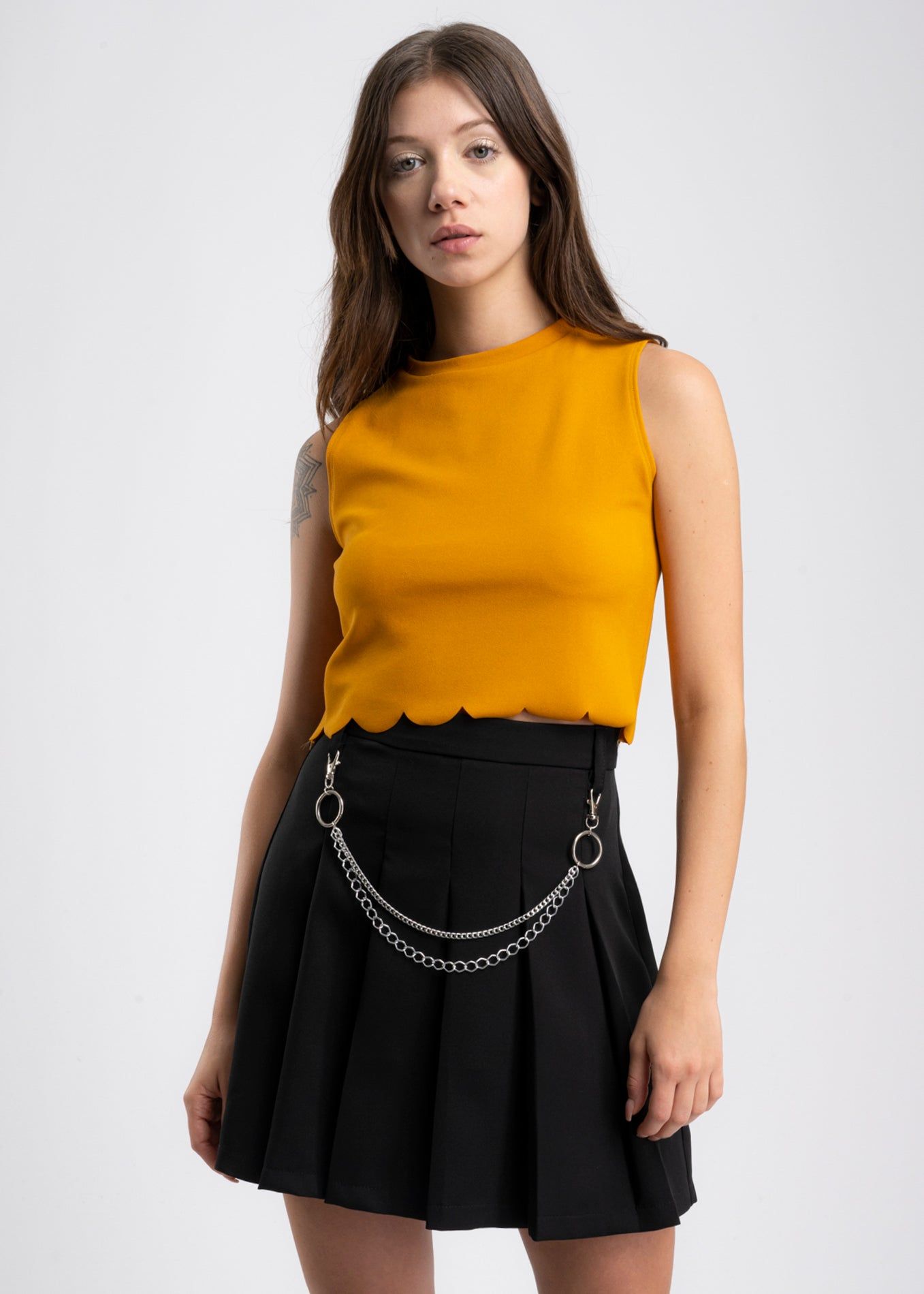 Top crop corte láser sold by Shasa product image thumbnail 2