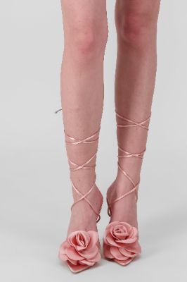 Tacon Flor Mega Lace Up sold by Shasa