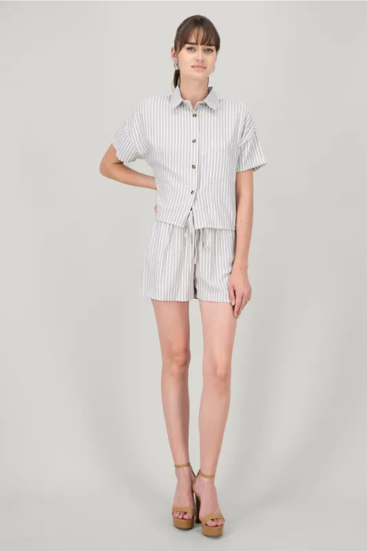 Short ligero rayas sold by Shasa