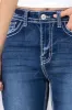 Jeans costura contraste sold by Shasa
