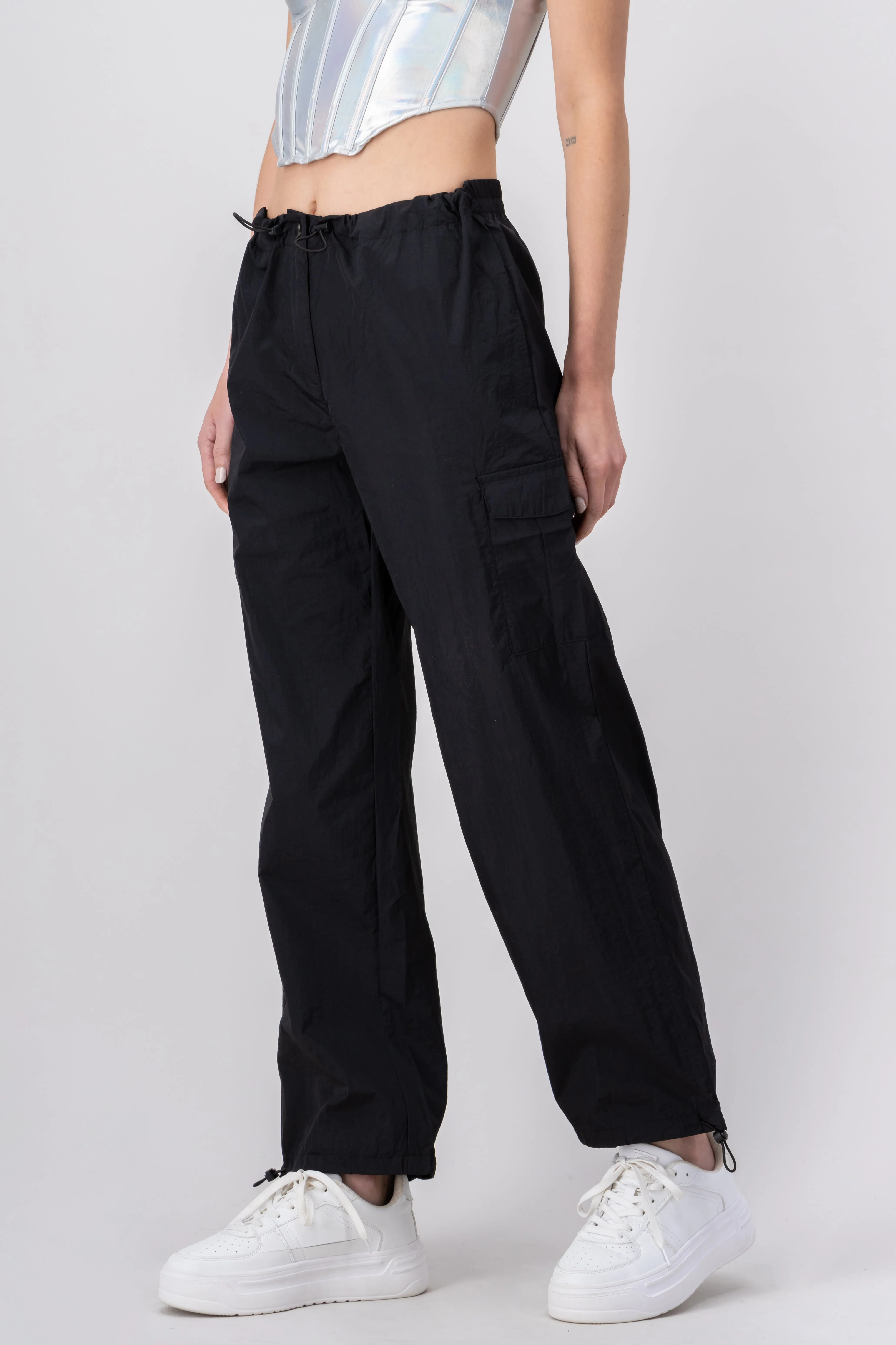 Pantalón parachute cargo sold by Shasa product image thumbnail 3