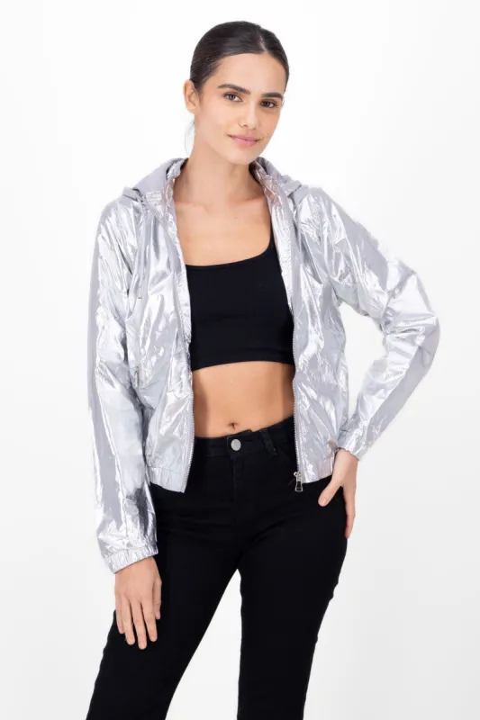 Chamarra ligera metalica sold by Shasa