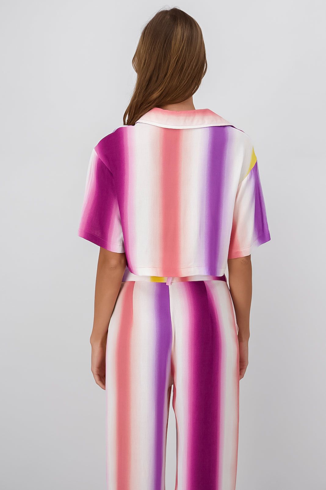 Camisa crop ligera colores sold by Shasa product image thumbnail 4