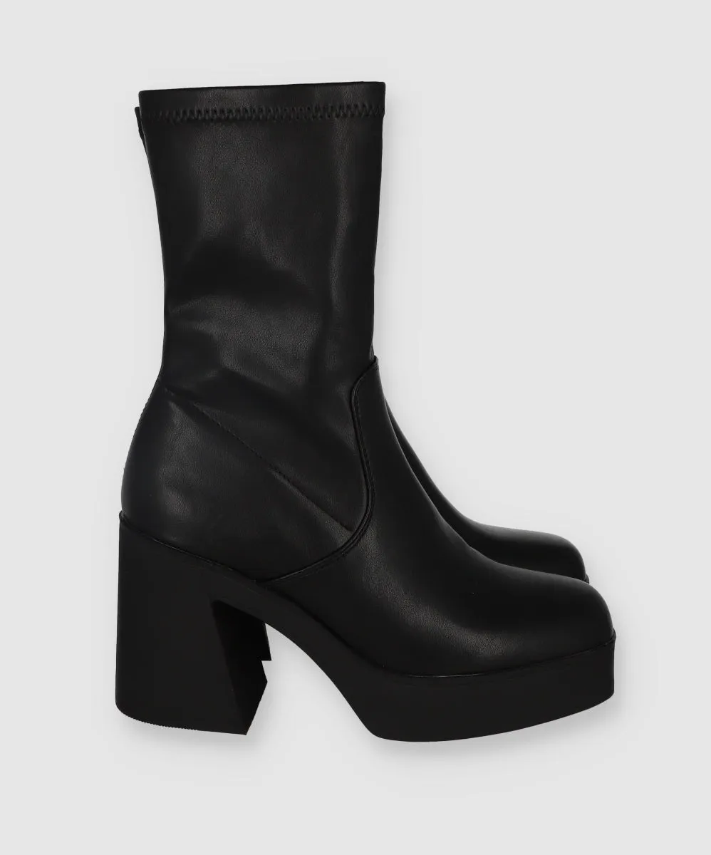 Botín Ajustado Tacón Ancho sold by Shasa product image thumbnail 3