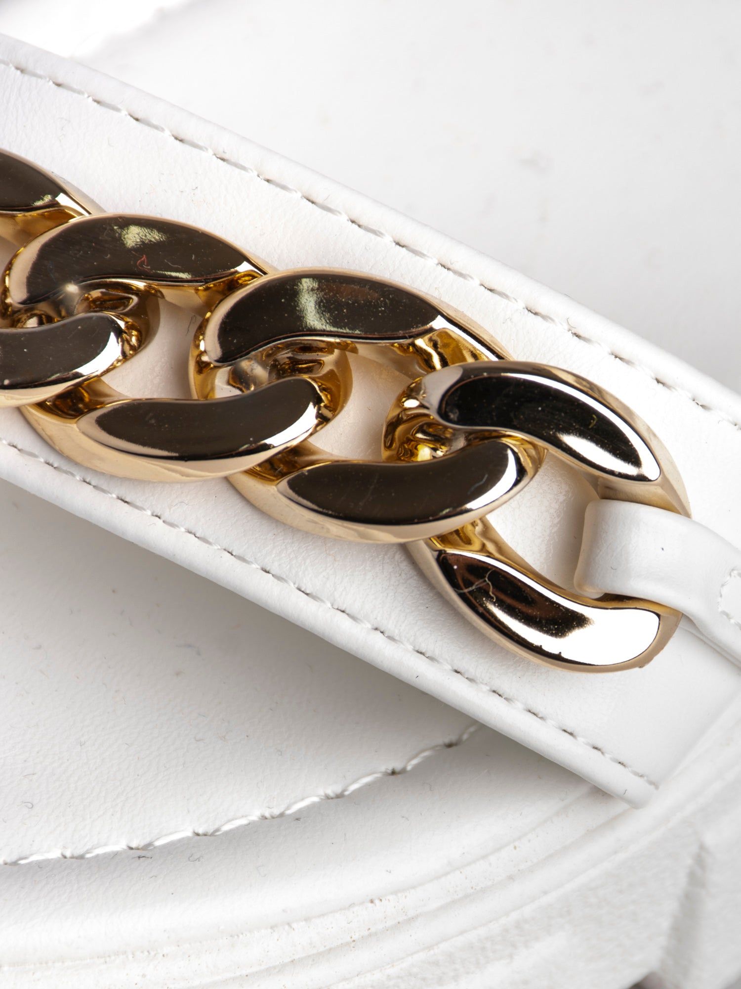 Sandalia chunky cadena sold by Shasa product image thumbnail 4