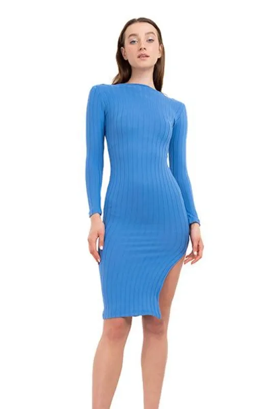Vestido Midi Acanalado Abertura sold by Shasa