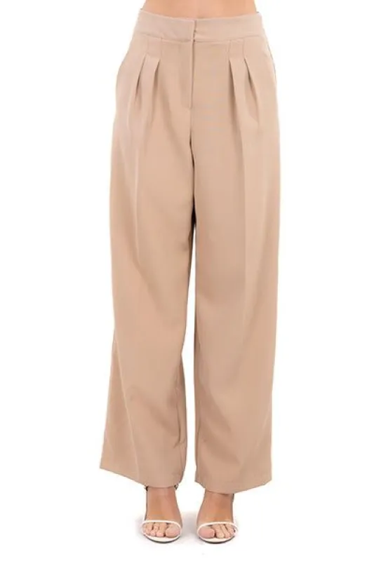 Pantalón wide leg pinzas sold by Shasa