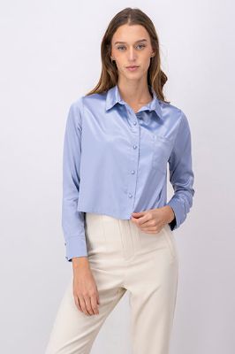 Camisa crop satinada bolsillo sold by Shasa