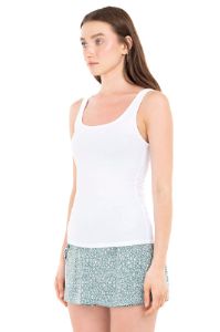 Top liso acanalado tirantes sold by Shasa