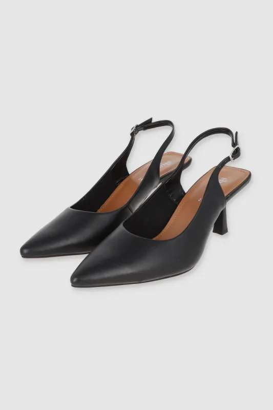 Tacón pointy slingback sold by Shasa