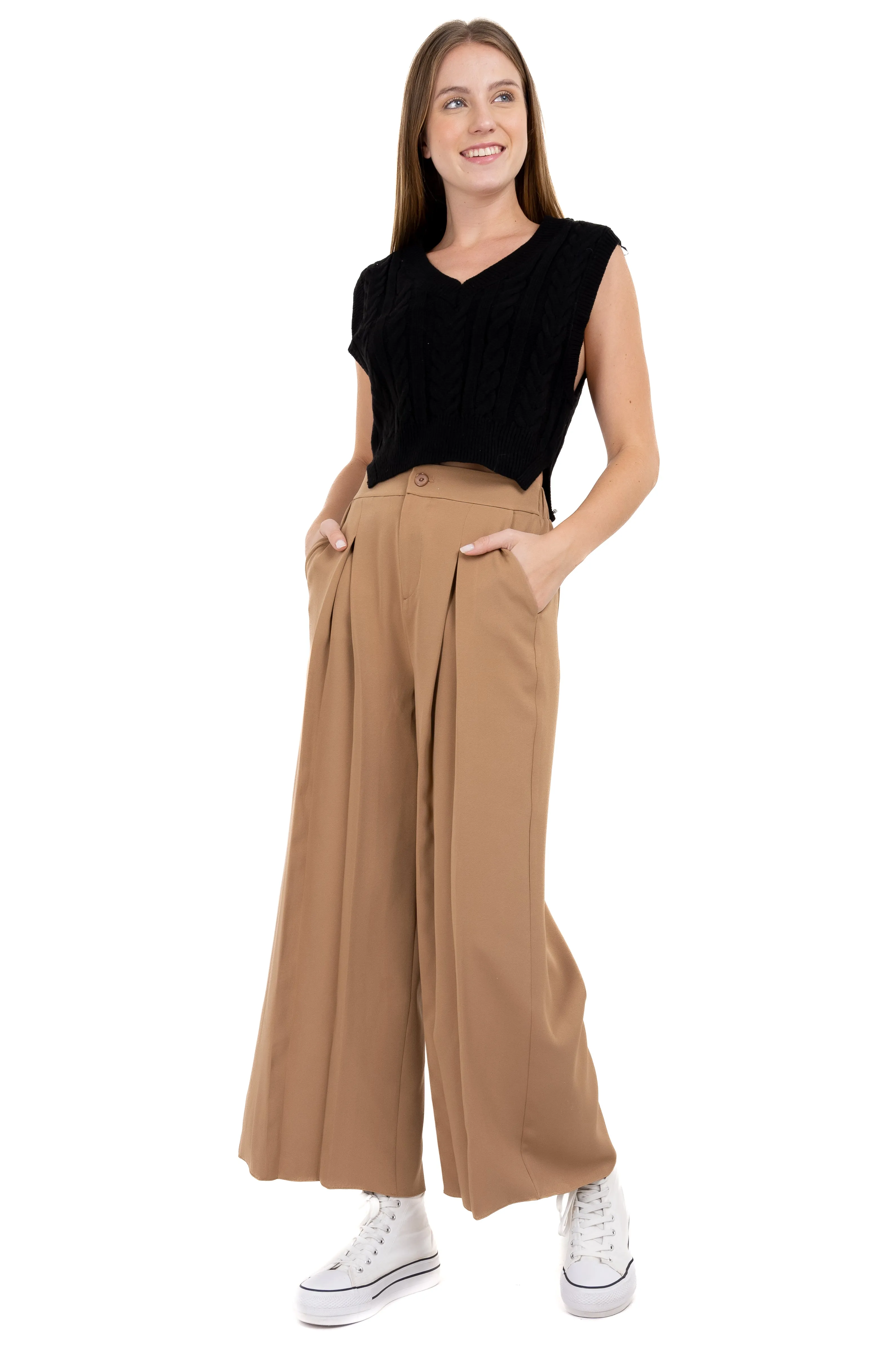 Pantalón recto amplio plisado sold by Shasa product image thumbnail 2