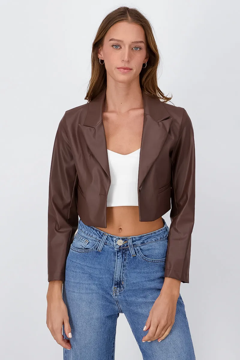 Blazer crop efecto piel bolsillos sold by Shasa