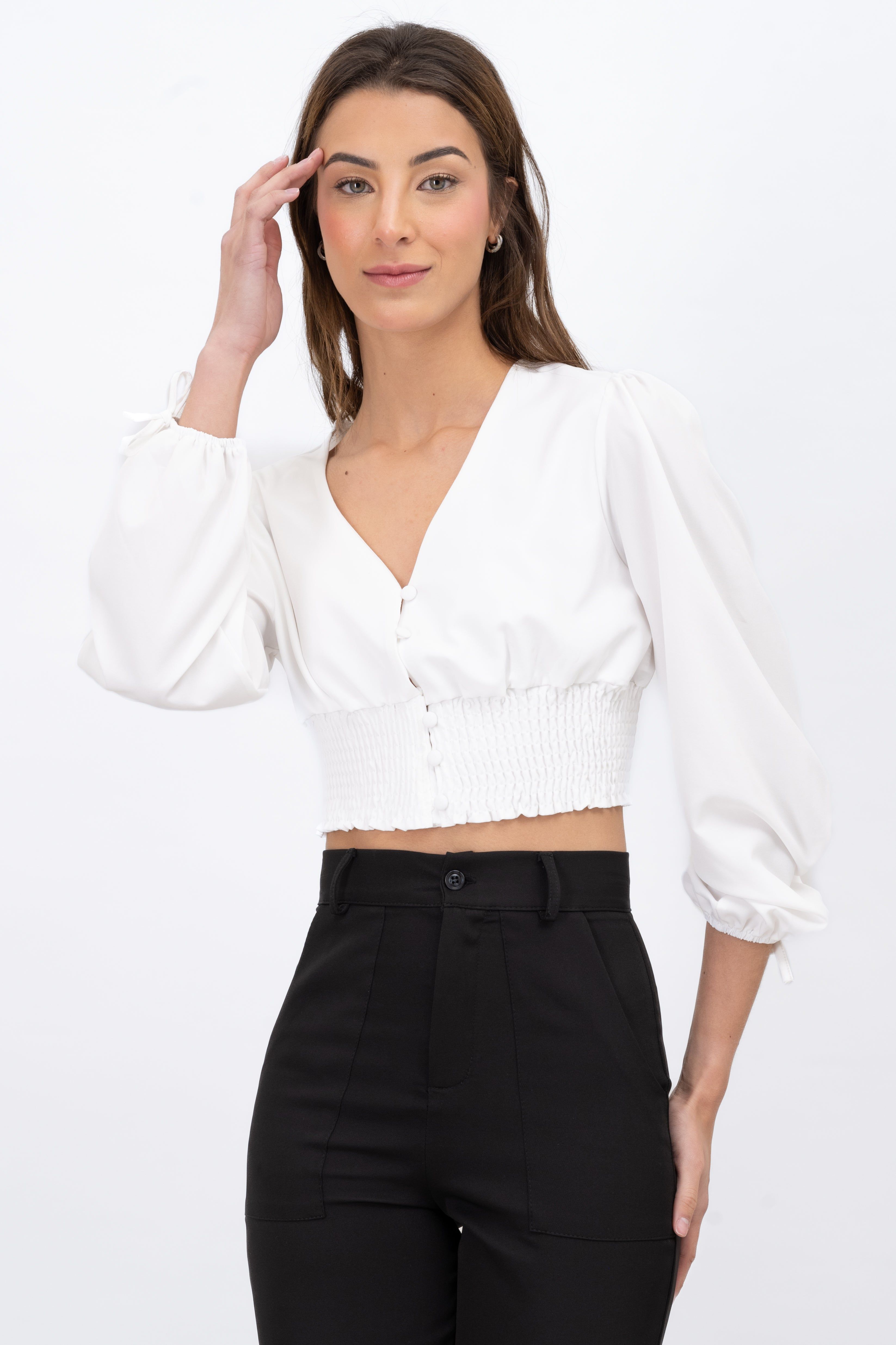 Blusa cintura smock escote v sold by Shasa product image thumbnail 2
