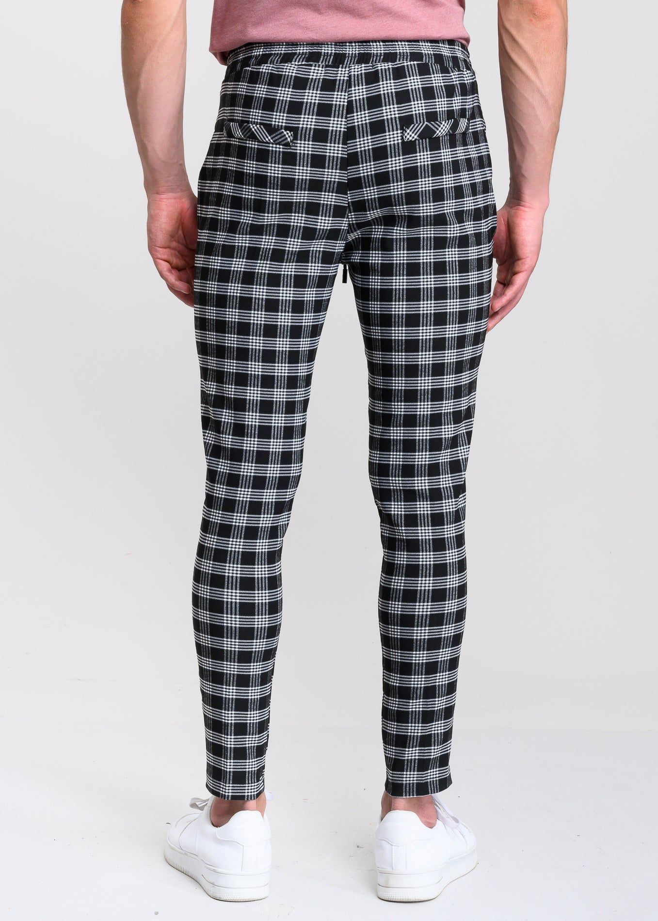 Pantalón jogger cuadrados skinny sold by Shasa product image thumbnail 5