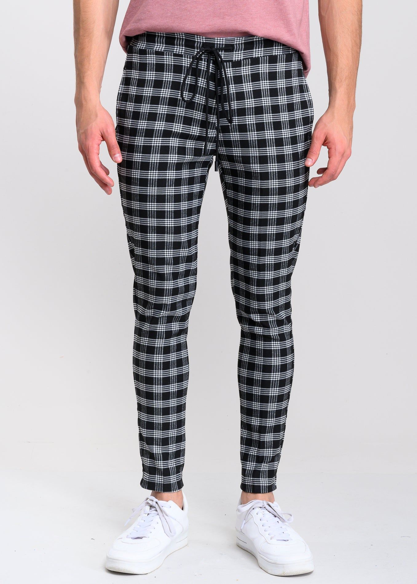 Pantalón jogger cuadrados skinny sold by Shasa product image thumbnail 3