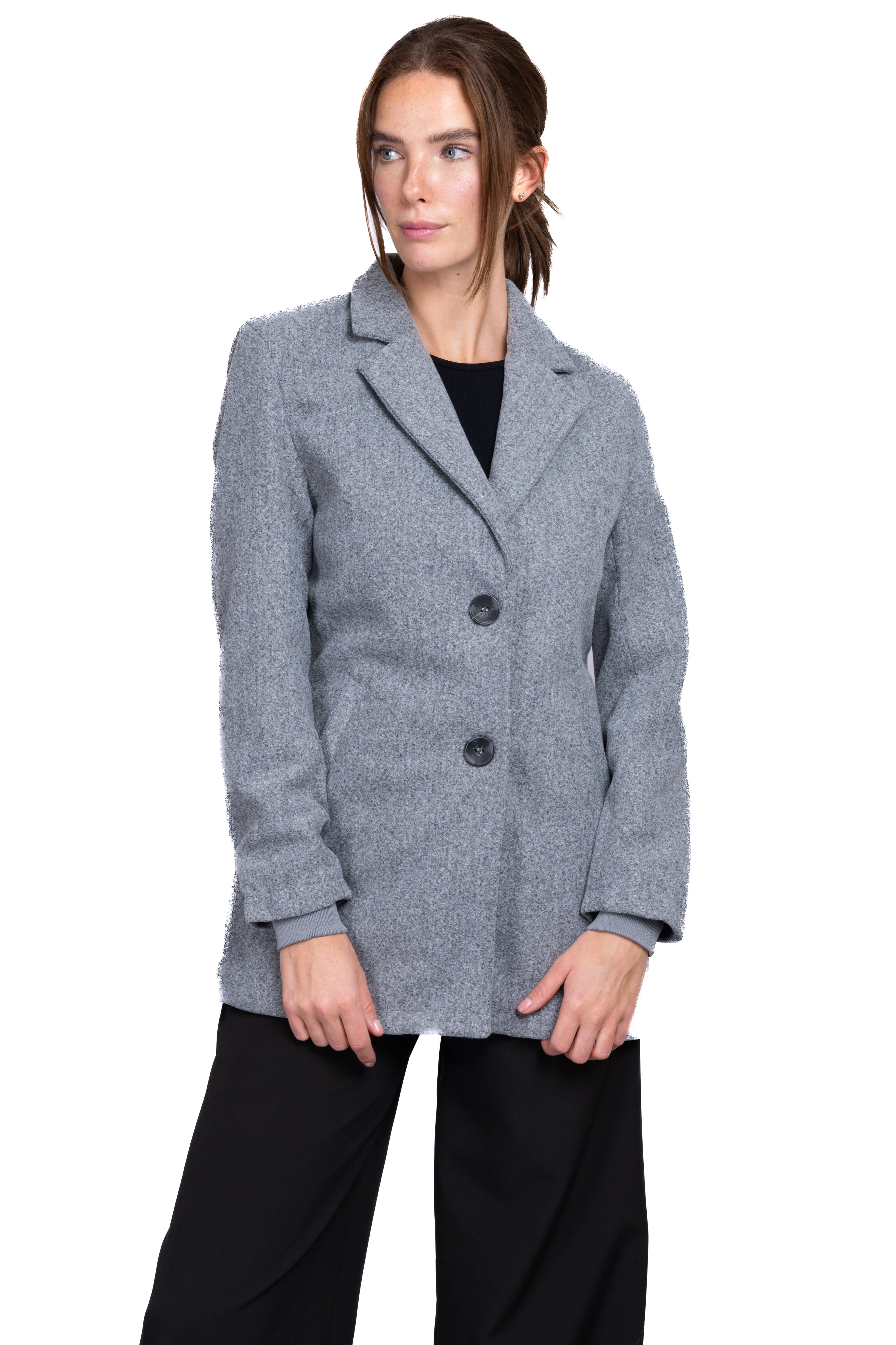 Abrigo botón doble sold by Shasa