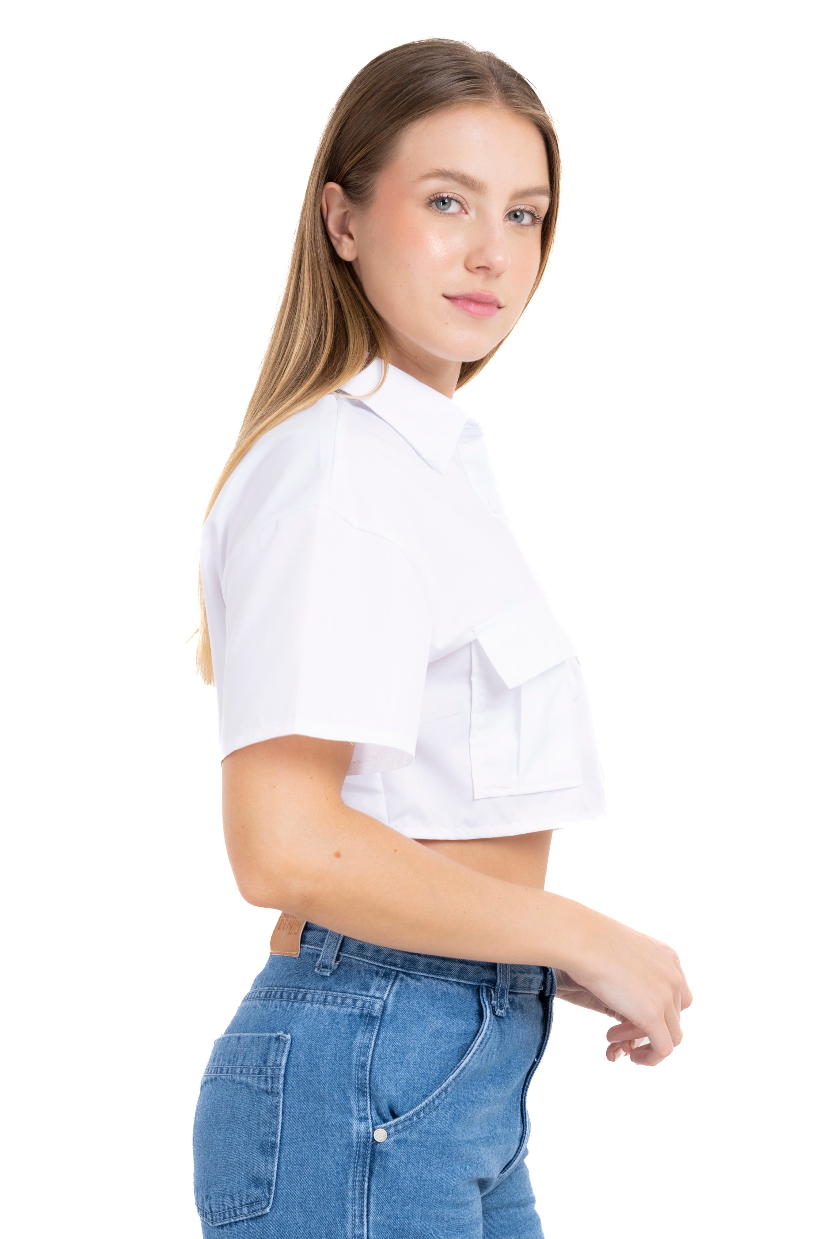 Camisa crop bolsas botones sold by Shasa product image thumbnail 3