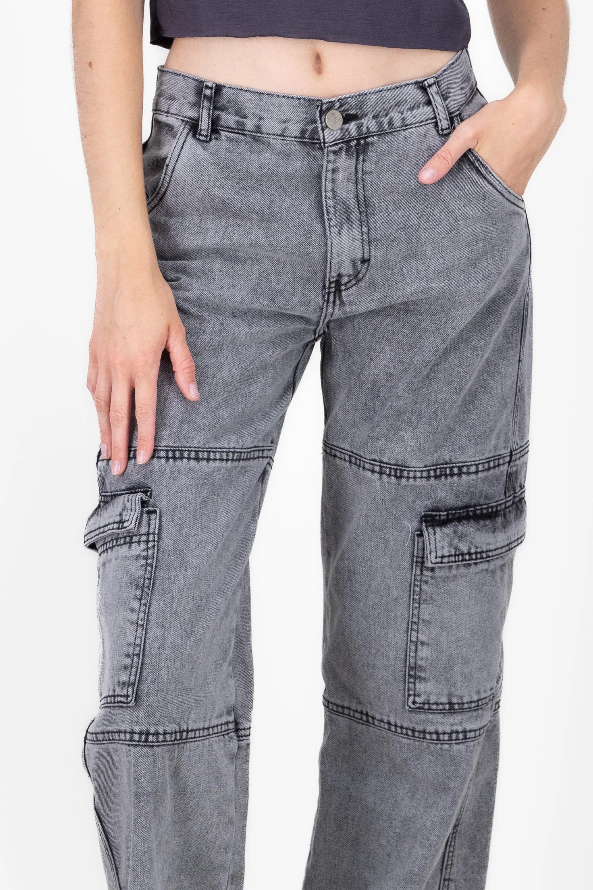 Jeans cargo carteras 2 bolsas cortes sold by Shasa product image thumbnail 5