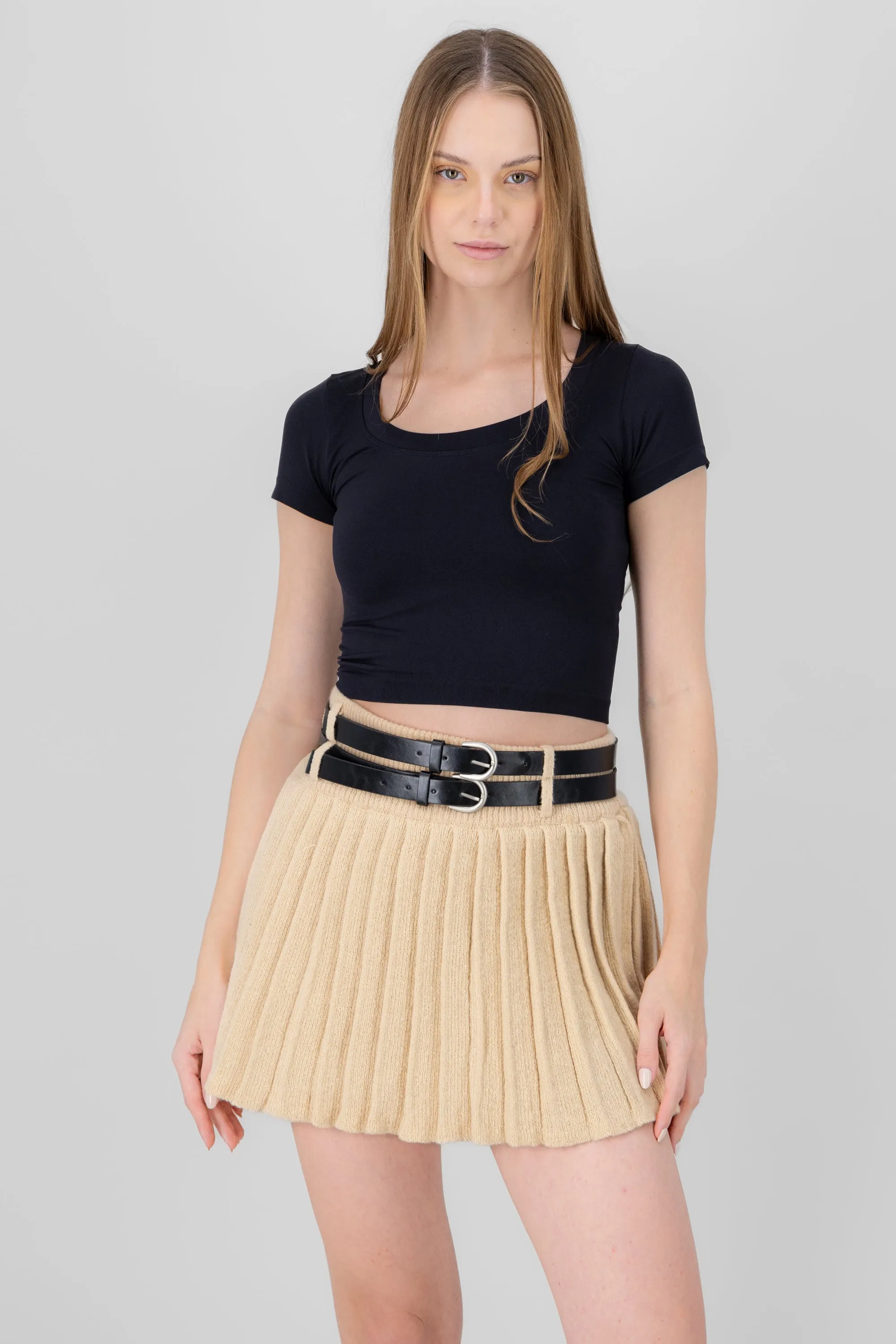 Top liso corto manga corta sold by Shasa