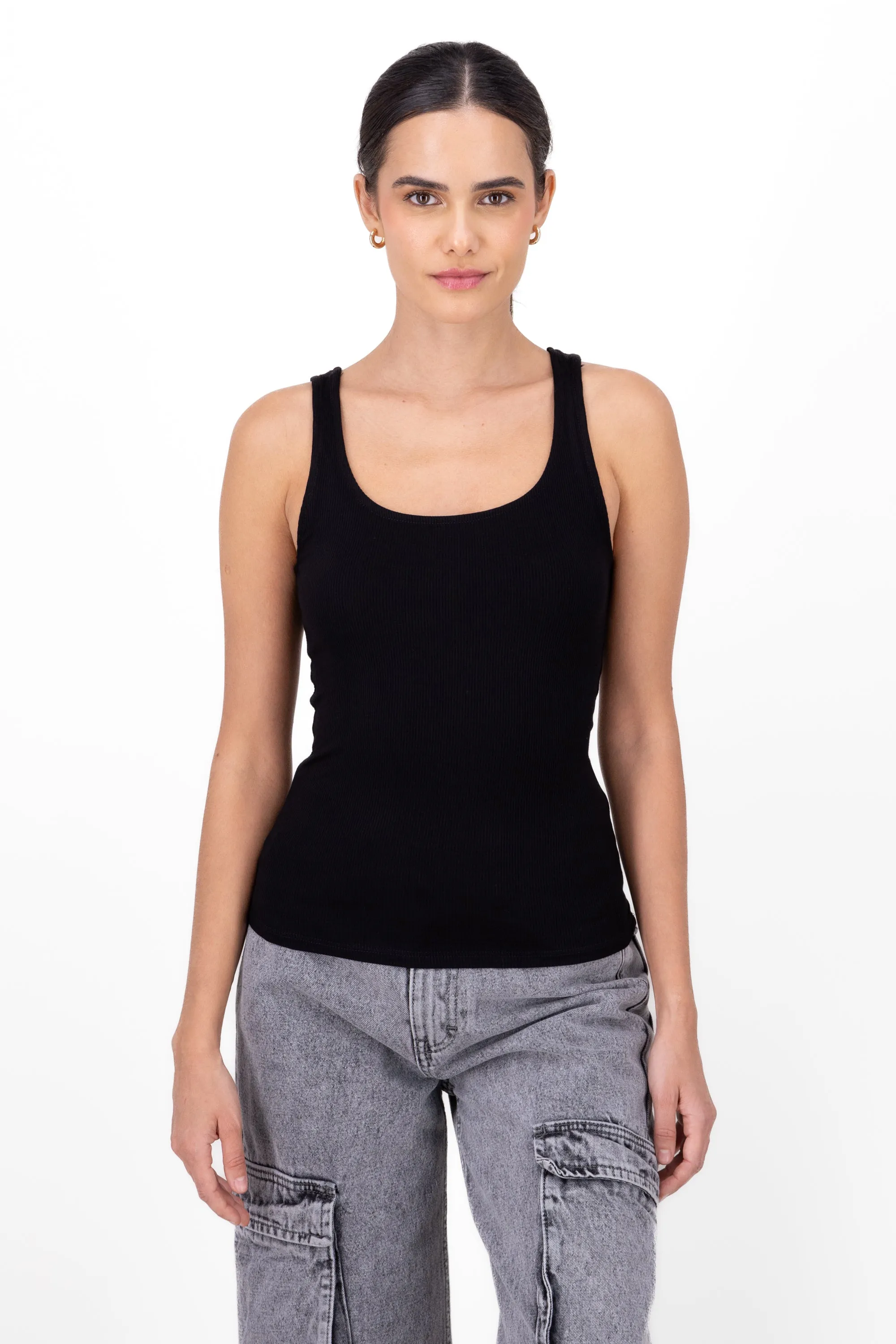 Top sin manga con cuello redondo liso sold by Shasa product image thumbnail 2