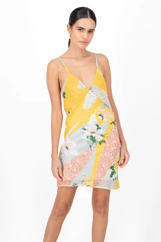 VESTIDO MIDI FLORES sold by Shasa