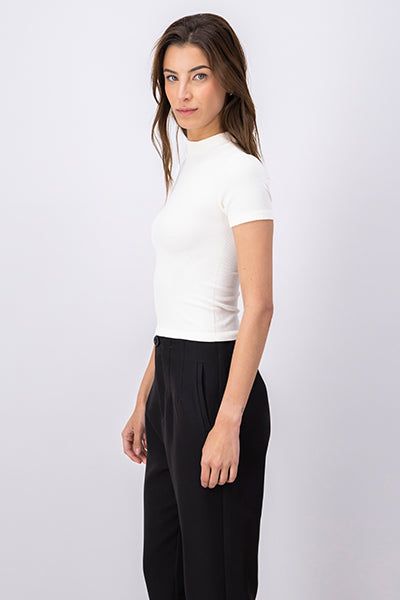 Top acanalado cuello alto sold by Shasa product image thumbnail 3