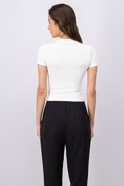 Top acanalado cuello alto sold by Shasa product image thumbnail 4