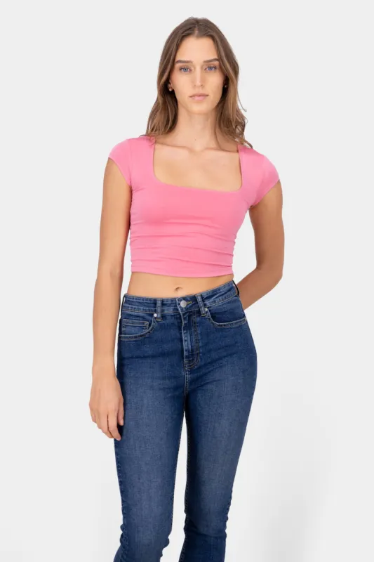 Playera crop escote cuadrado sold by Shasa