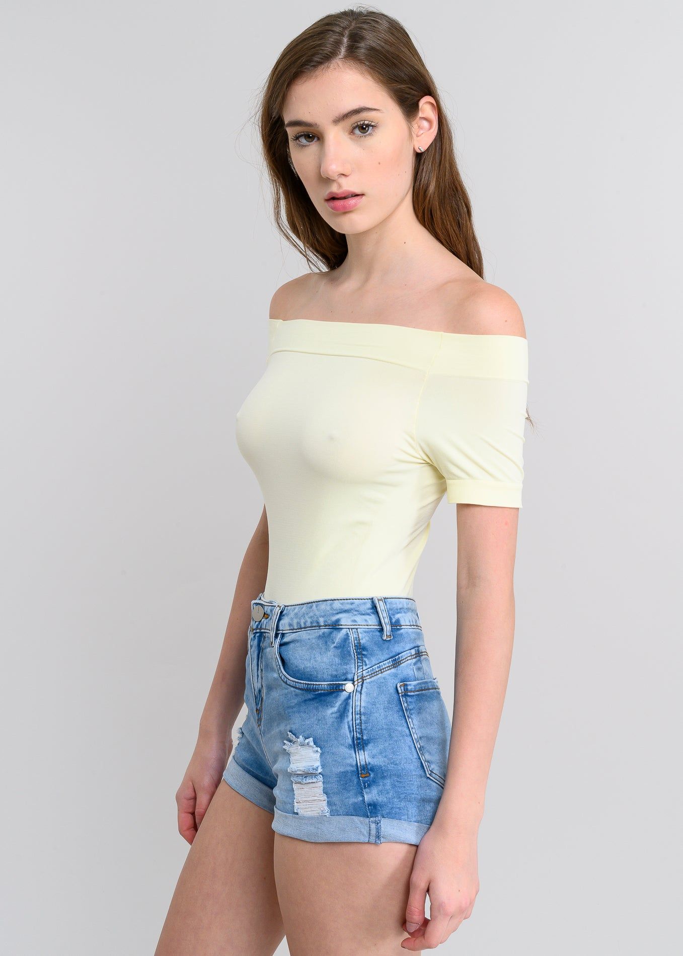 Bodysuit liso hombro descubierto sold by Shasa product image thumbnail 3