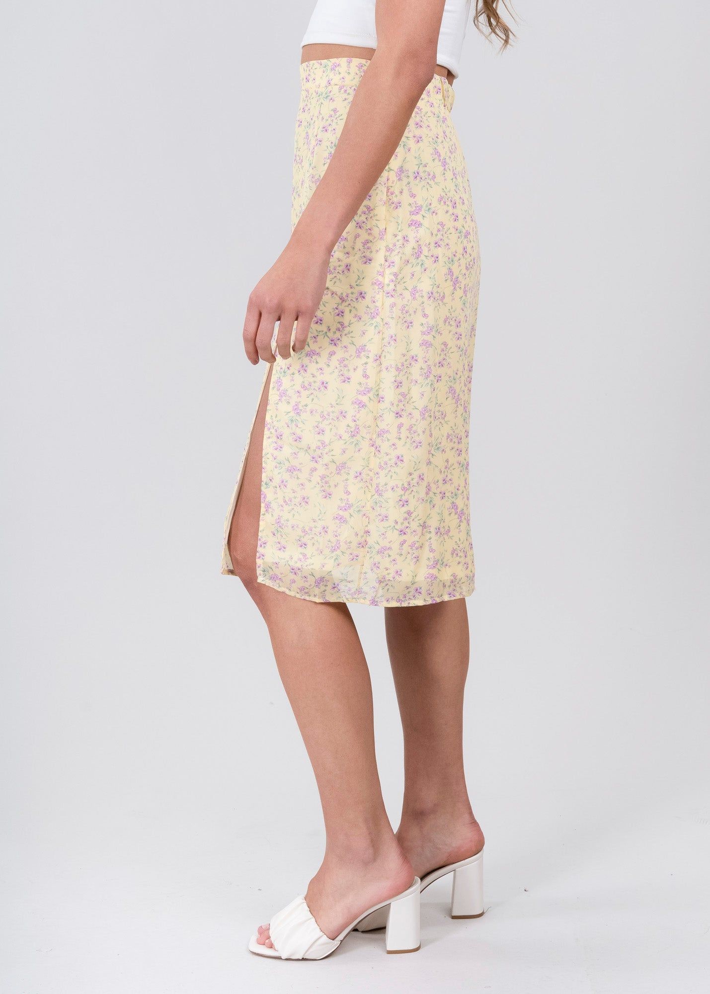 Falda Midi Flores sold by Shasa product image thumbnail 3