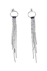 Aretes largos cadena brillos sold by Shasa