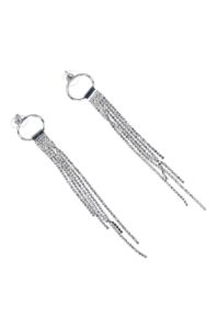 Aretes largos cadena brillos sold by Shasa