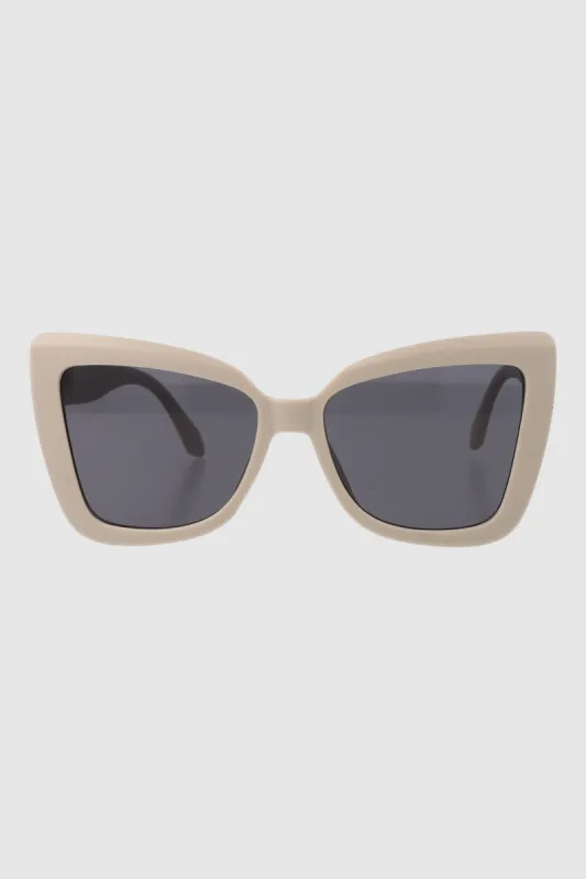 Lentes cateye grandes sold by Shasa