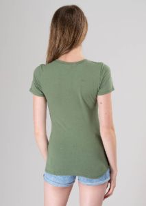 Playera manga corta escote v liso sold by Shasa
