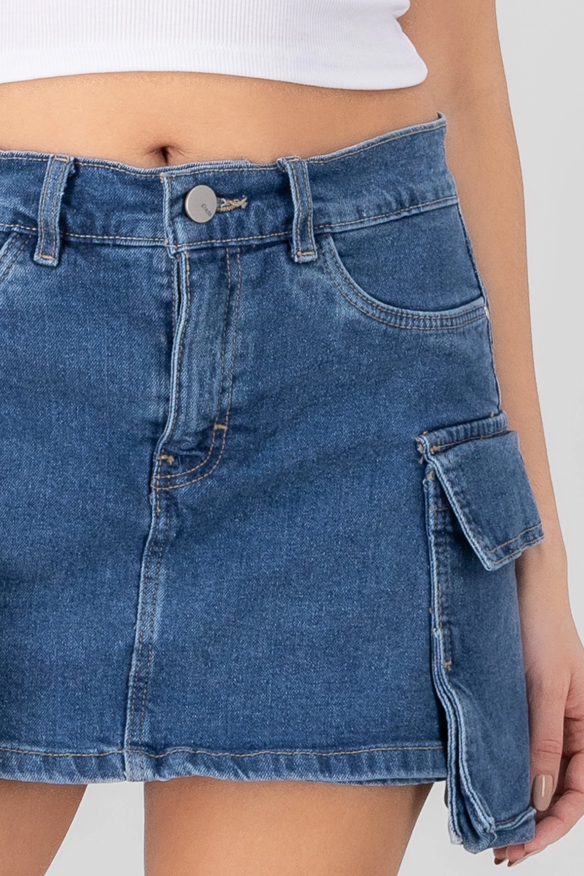 Falda short cargo bolsas sold by Shasa product image thumbnail 5