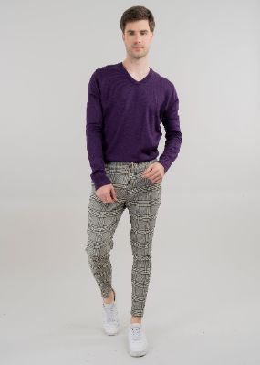 Pantalón jogger cuadrados skinny sold by Shasa