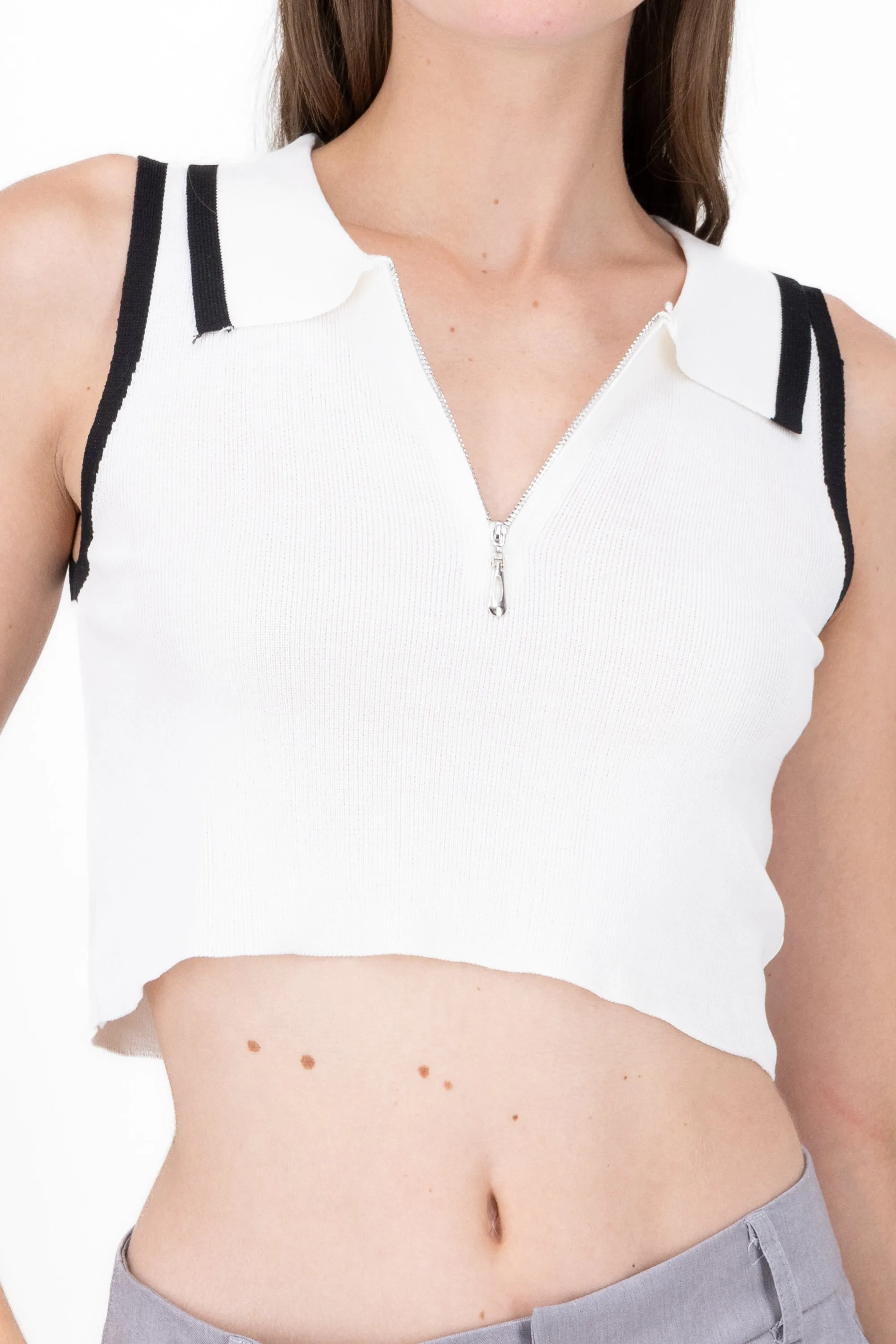 Top tejido cuello polo sold by Shasa product image thumbnail 5