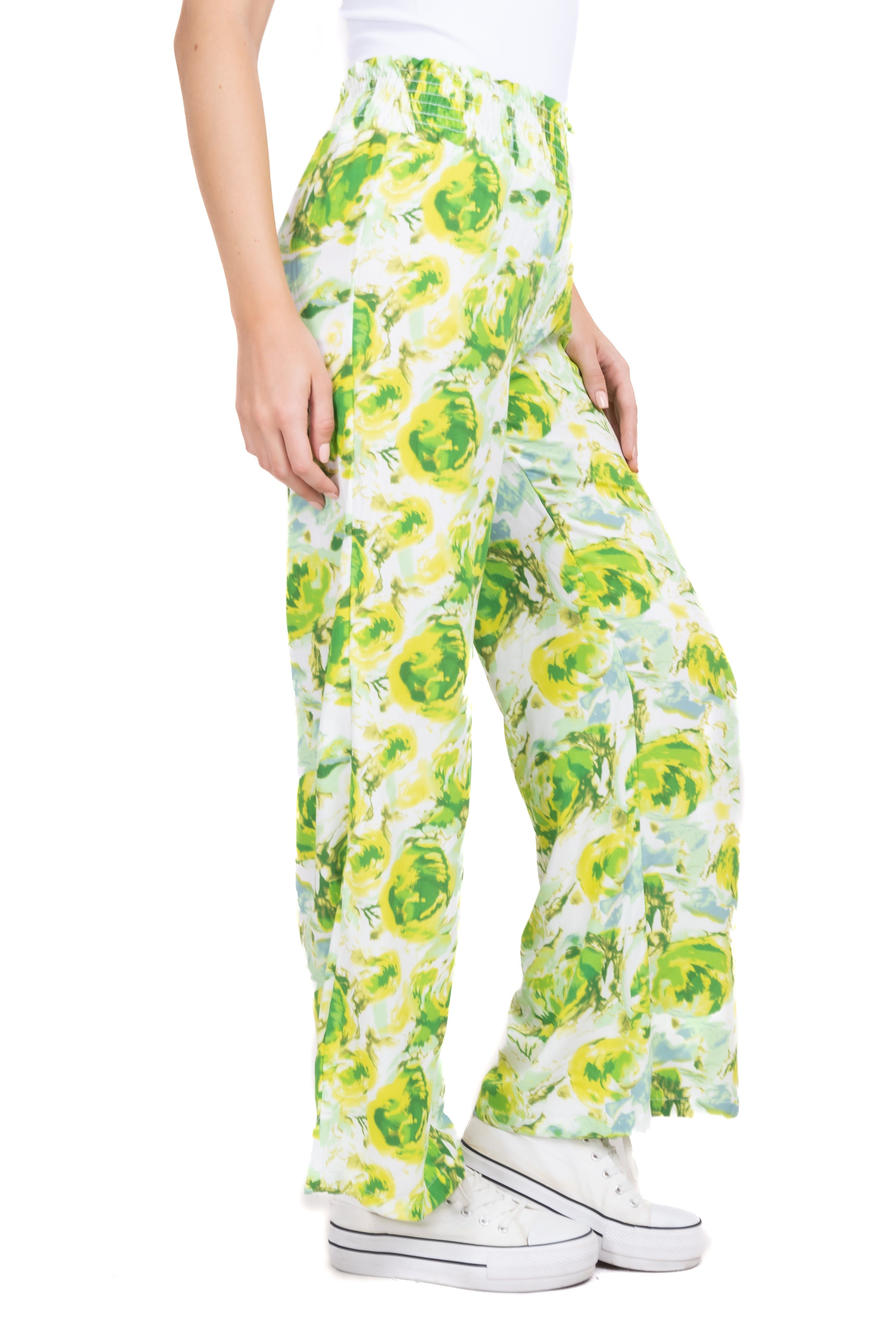 Pantalón wide leg estampado cintura elástica sold by Shasa product image thumbnail 3