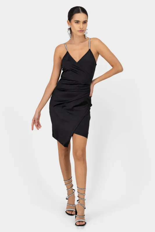 Vestido de satin mini cruzado liso sold by Shasa