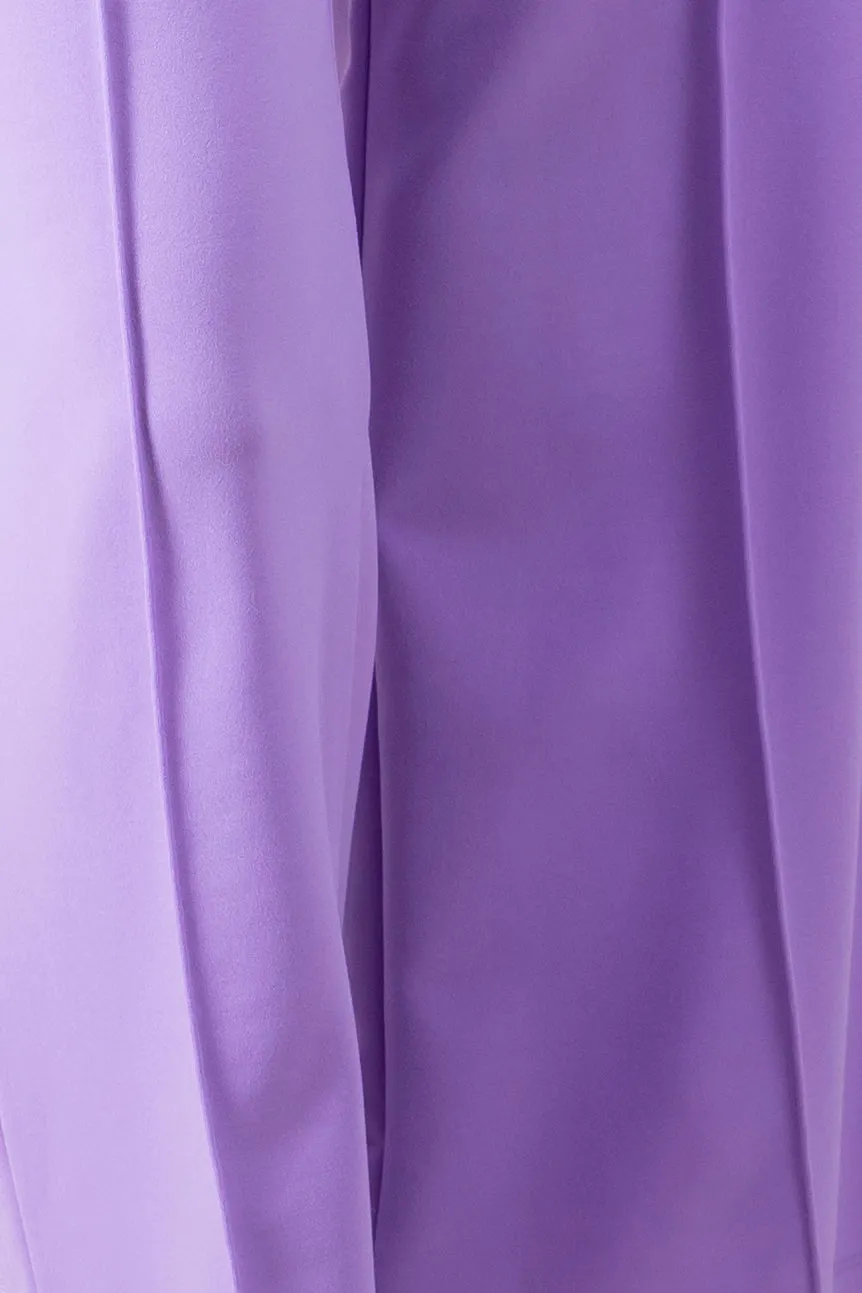 Pantalón Amplio Costura Frontal sold by Shasa